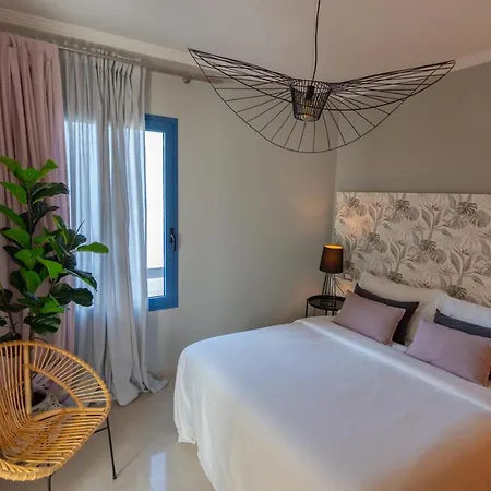 Isora By Villalia * بلايا بلانكا